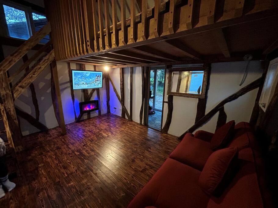 Cozy Cottage With Hot Tub! Cadnam Kültér fotó