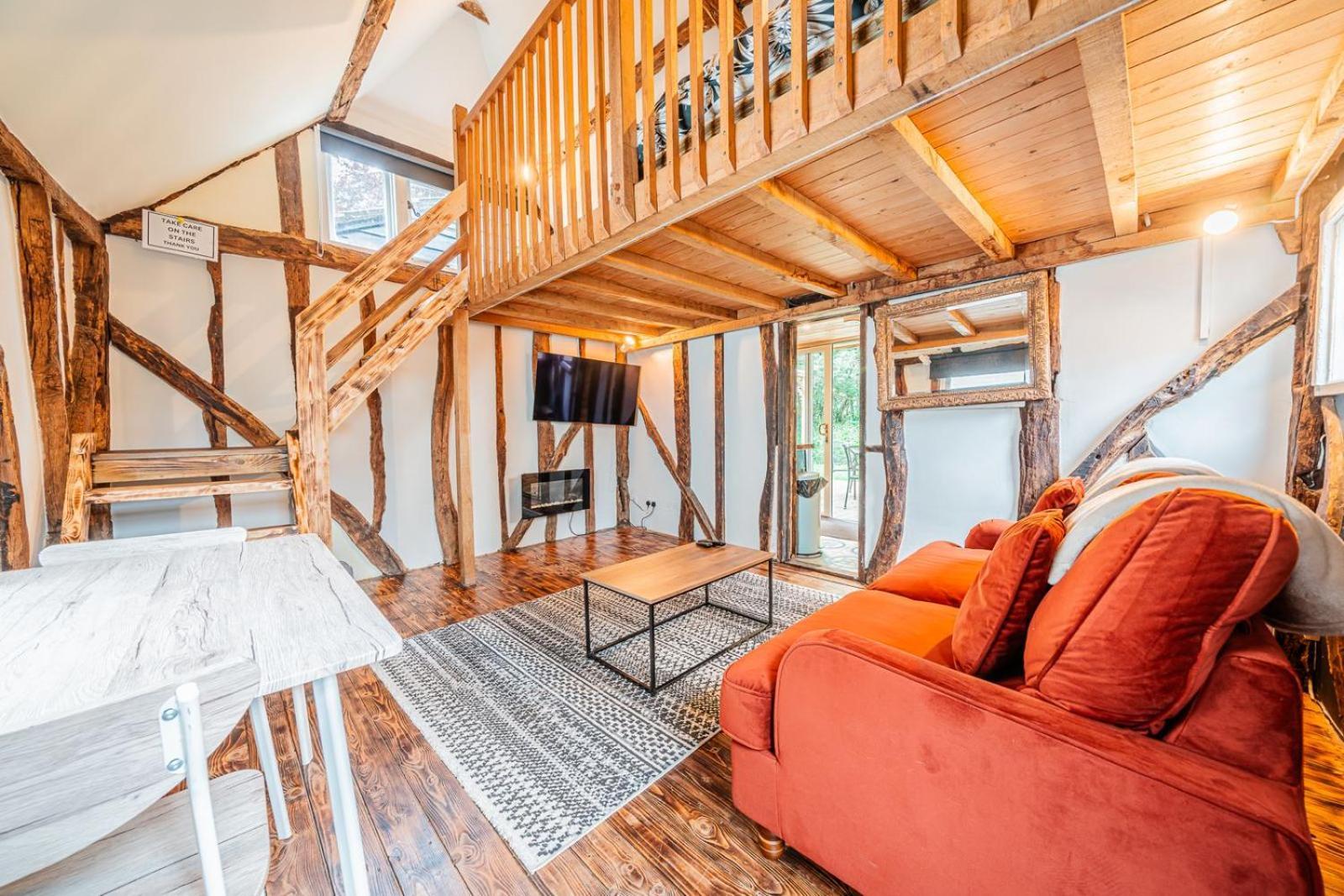 Cozy Cottage With Hot Tub! Cadnam Kültér fotó